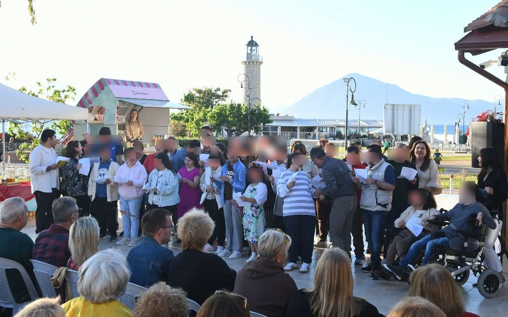 Εγκαίνια της 5ης Πανελλήνιας Έκθεσης Εικαστικών των ΚΔΑΠΑμεΑ του Κοινωνικού Οργανισμού του Δήμου Πατρέων