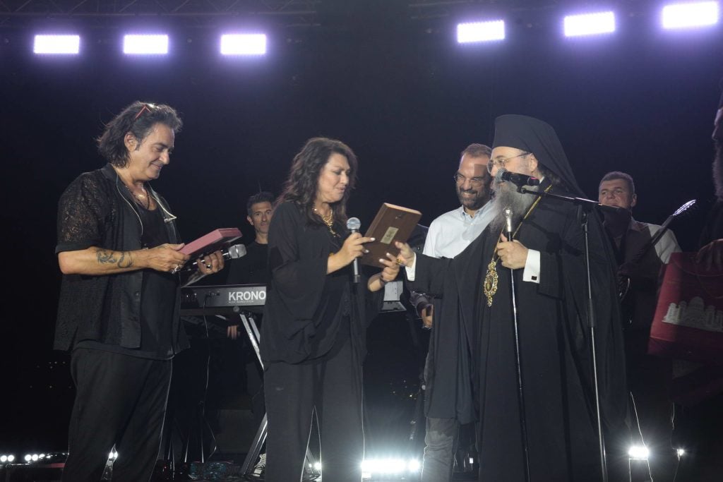 Η μεγαλειώδης φιλανθρωπική συναυλία της Ιεράς Μητροπόλεως Πατρών (ΦΩΤΟ)